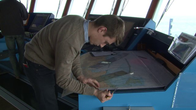 24 heures avec le remorqueur Abeille Liberté