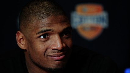 Ross Tucker: Some NFL locker rooms could be uncomfortable with gay teammate
