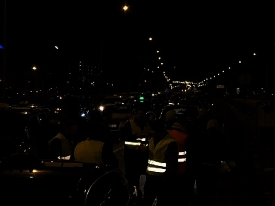 Grève des taxis: encore des blocages sur le périphérique nord de Paris - 11/02