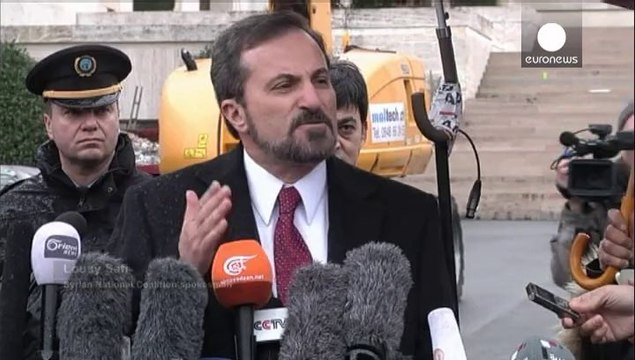 Siria: la fragile tregua di Homs fa da sfondo ai negoziati di pace