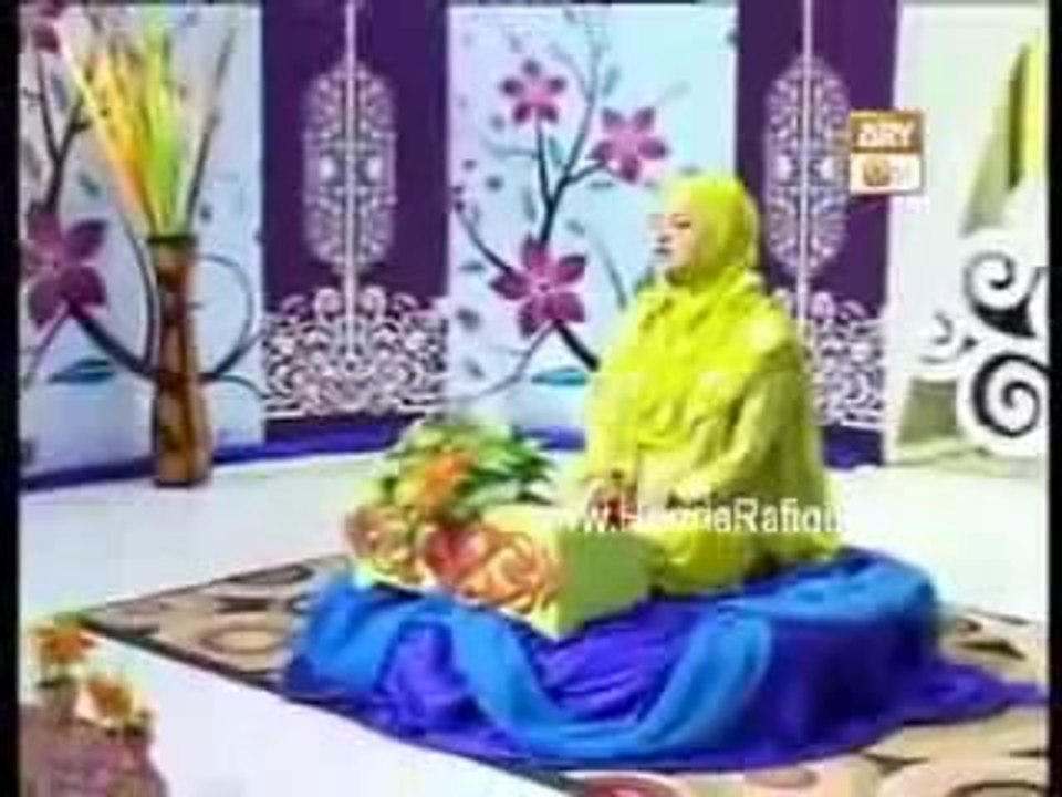 Hooria Fahim Qadri New Video Naat 2013 Ae Hilal e Eid Milad un Nabi Sad Marhaba - YouTube