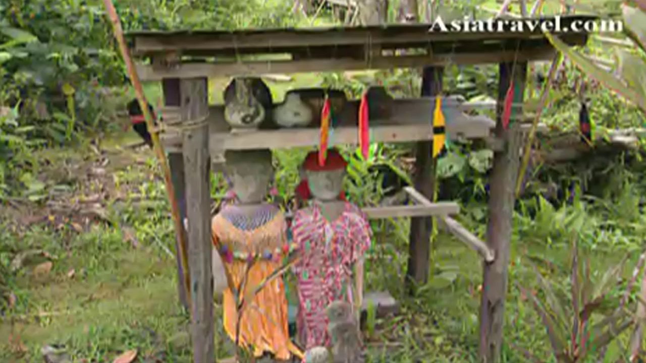 Iban Tribes Warriors of Sarawak, Malaysia by Asiatravel.com