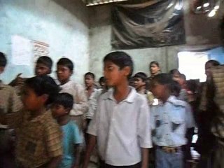 EUMIND REAP teaching in the slums of Mumbai