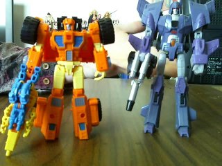 Transformers Generations Scoop avec targetmasters