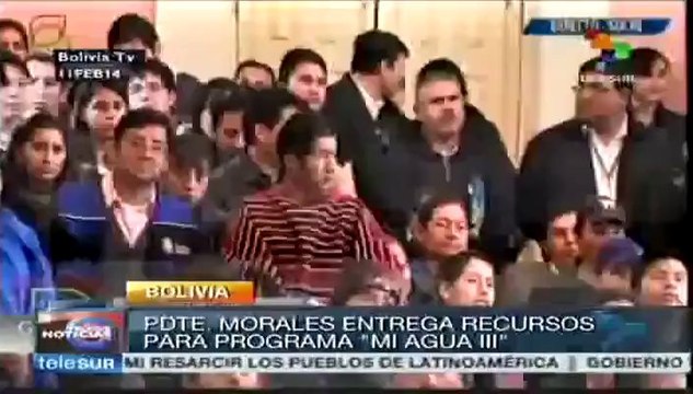 Gobierno de Evo Morales invierte para llevar agua a bolivianos