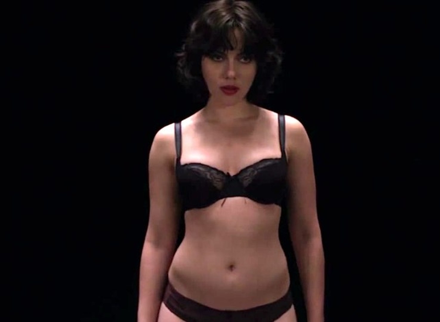 Under the Skin with Scarlett Johansson – Official Trailer - video  Dailymotion