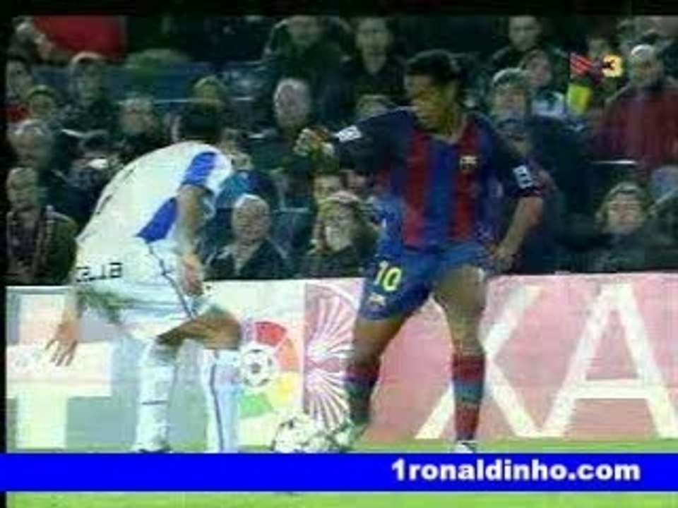 super passement de jambes de ronaldinho