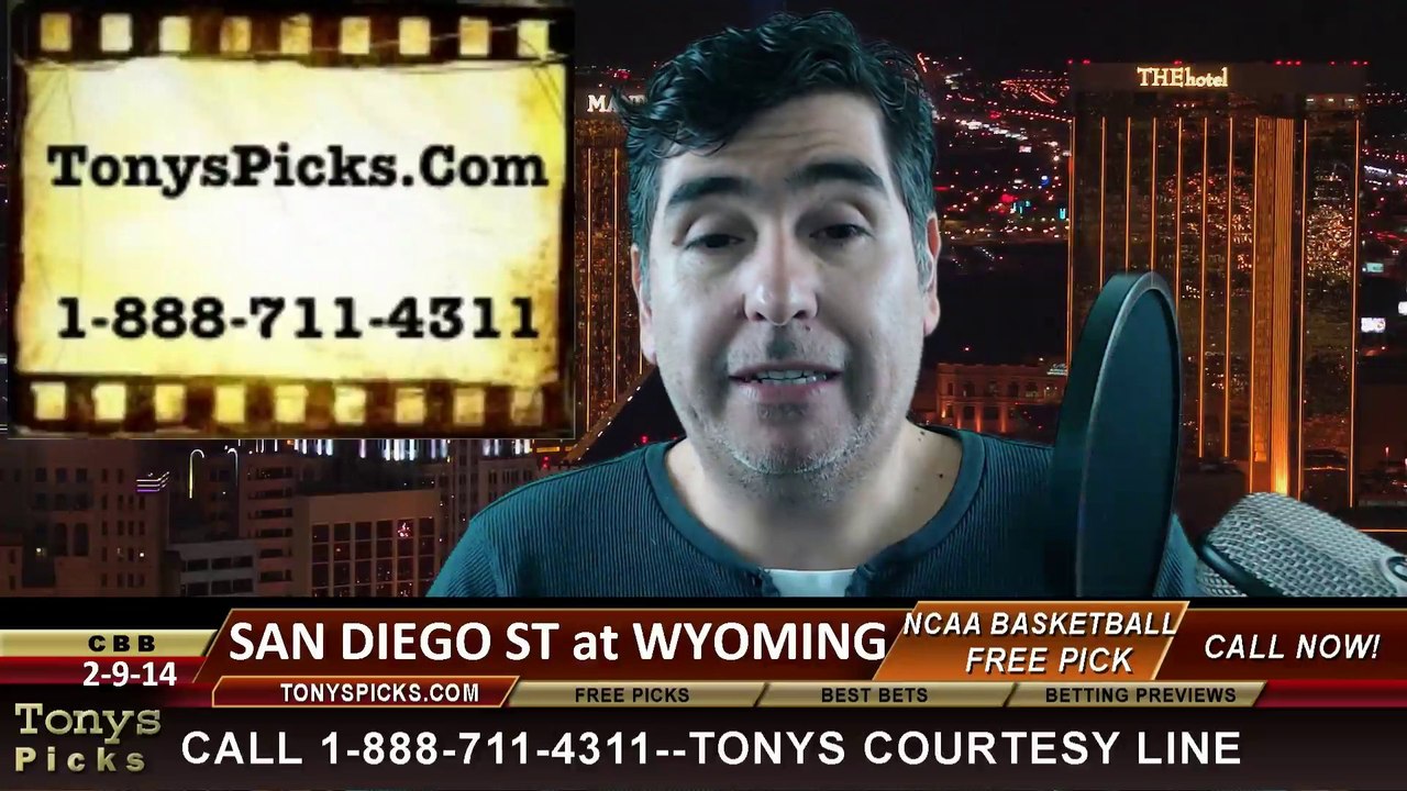 Wyoming Cowboys vs. San Diego St Aztecs Pick Prediction NCAA College Basketball Odds Preview 2-11-2014