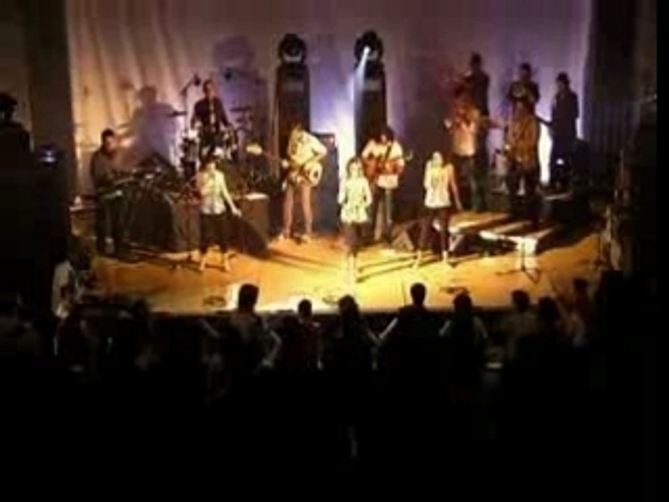 The Pepper Pots - Something about my man