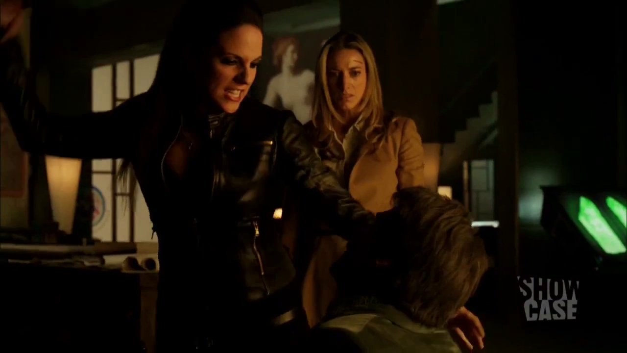 Lost Girl S4x13 'Dark Horse' PROMO Season Finally