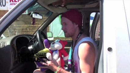 Stick To Your Guns - BUS INVADERS Ep. 158