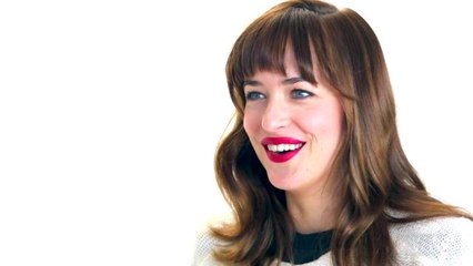 Vanities - Dakota Johnson On the Biggest Surprise on "Fifty Shades of Grey" Set