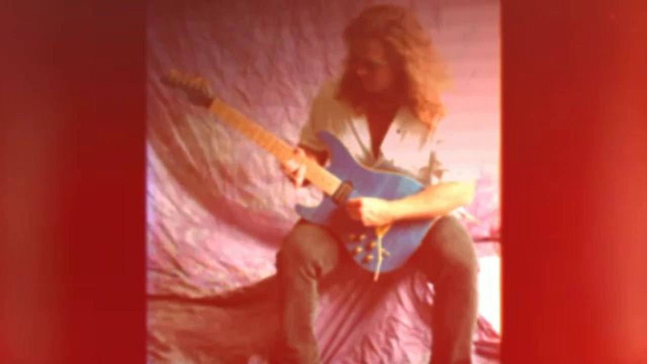 How To Teach Guitar Lessons - It's Easy!