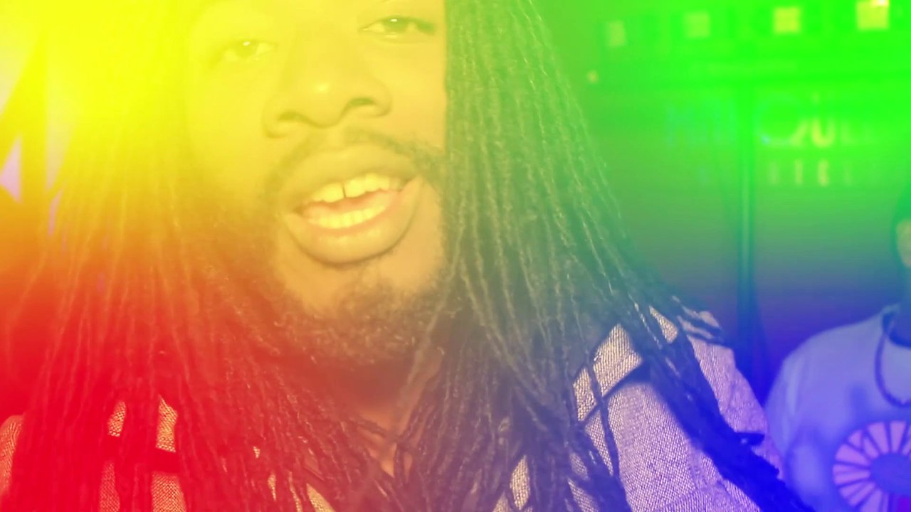 Gyptian gives a Lyric TV shout out!