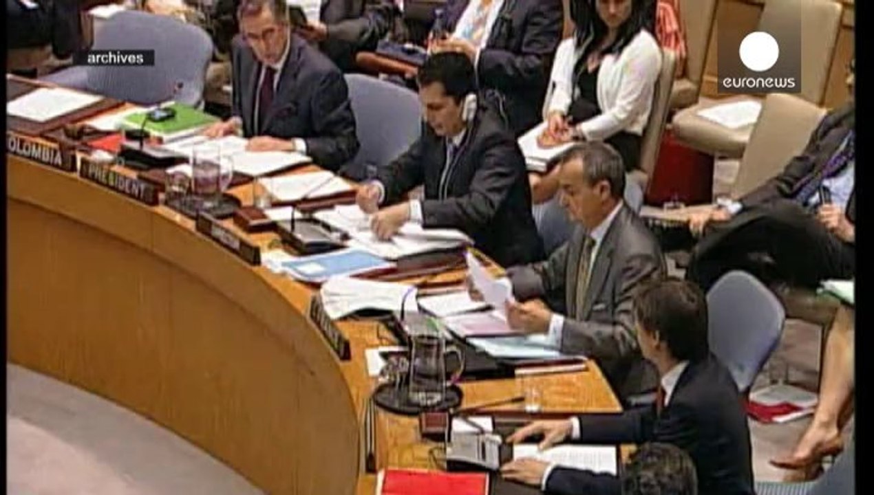 Syria: Rush to evacuate civilians from besieged Homs before ceasefire ends