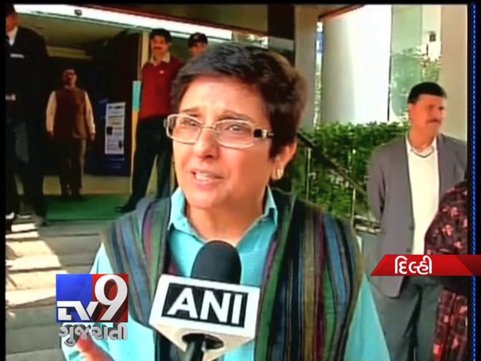 Kejriwal orders FIR against Mukesh Ambani,Moily and Murli Deora over gas prices -Tv9 Gujarati