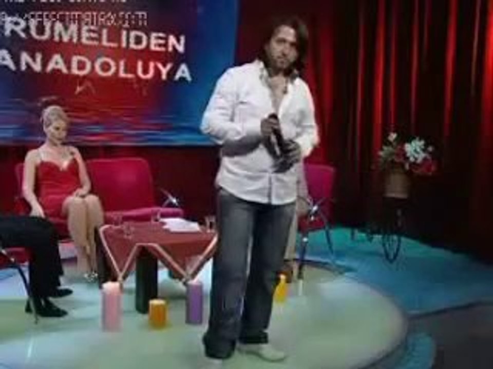 FAİK KARA .......BEYAZ GİYME