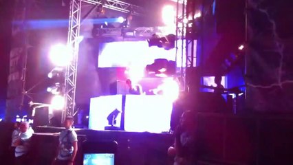 Porter Robinson @ Sydney Future Music 2012
