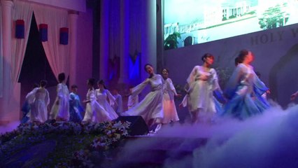 الاف الاشخاص تزوجوا في مراسم جماعية لطائفة مون