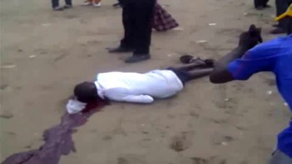 Un soldat tue un enfant innocent de 14 ans a Kinshasa ...@VoiceOfCongo