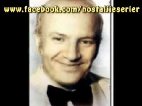 İrfan Özbakır Gülünce Gözlerinin İçi Gülüyor