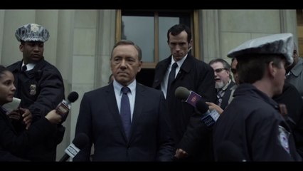 House of Cards - Saison 2 - Bande-annonce - Political Promo (HD)