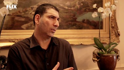 To "Μικρό Ψάρι" μιλάει στο Flix