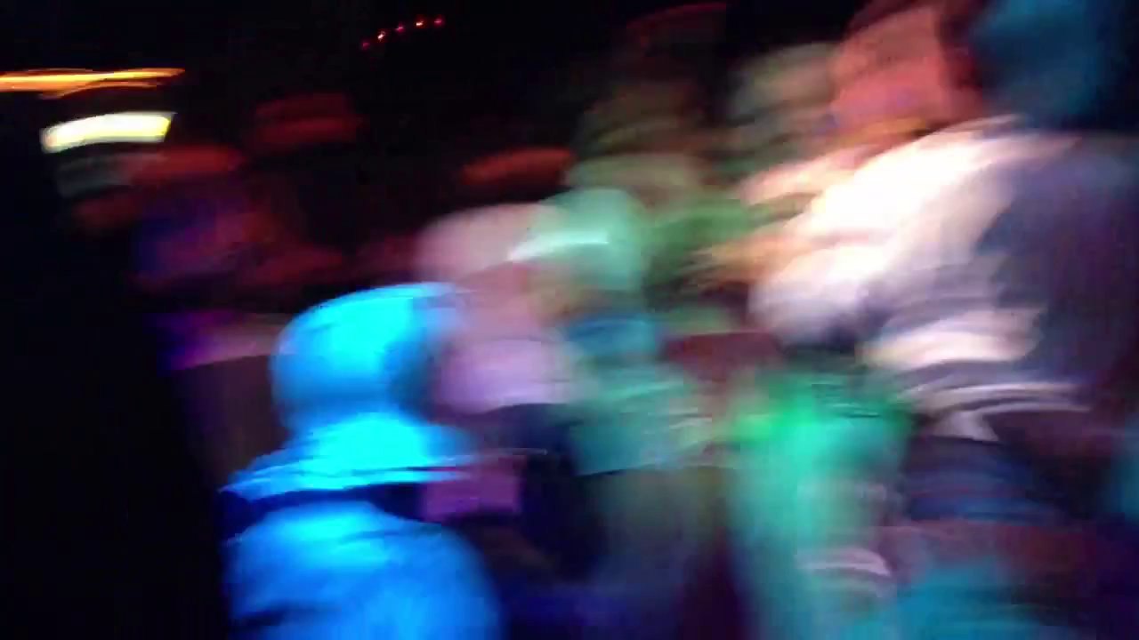 MINI EMINEM - TYPHOON SALOON - DWARFS MIGHTY MIKE - SAN DIEGO - VIDEO