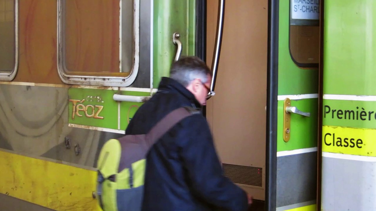 instagramers pursuit of happiness