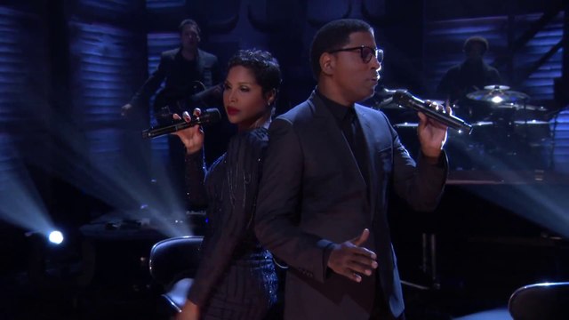TONI BRAXTON ft KENNY BABYFACE EDMONDS Hurt You Live at the Conan O'Brien Show 11/02/2014 (HD).