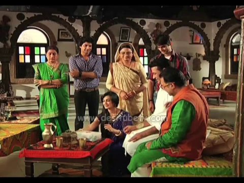 Saraswatichandra ( gautam Rode) males are preapring food to impress the women full of drama & entertaintment