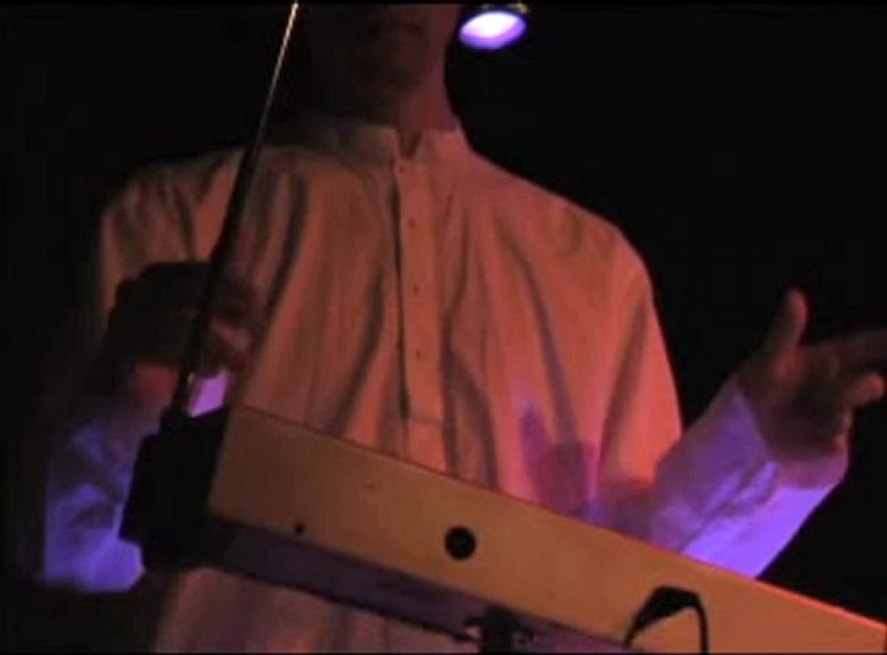 Sukho Live on Theremin Hollywood 8-31-06