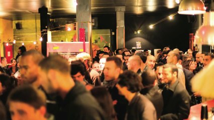 LE THEATRE DE LA MAIN D'OR (Dieudoland)