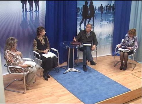 Вяра Воля Визия - Откровение и Бог, Когото то разкрива