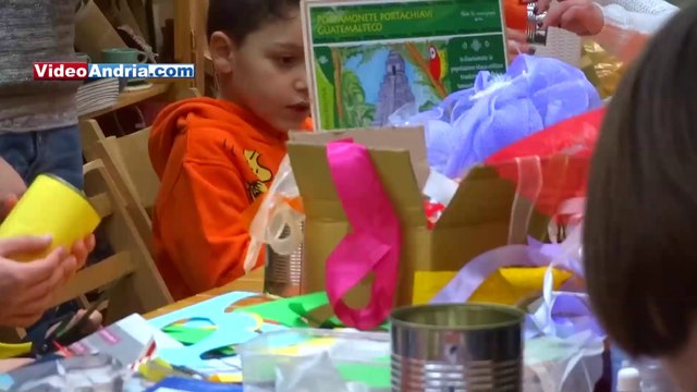 Andria: i bambini imparano a riutilizzare latta e vetro nel laboratorio creativo di Filomondo