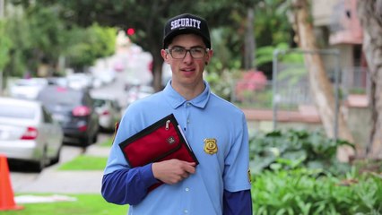 Il dresse des contraventions qui donnent le sourire