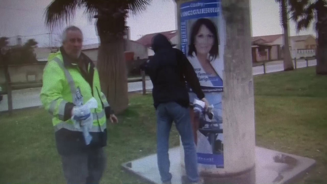 Décollage d'affiches