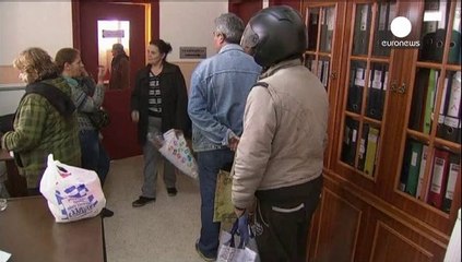 Grèce : le taux de chômage atteint 28% et touche désormais plus de six jeunes sur dix