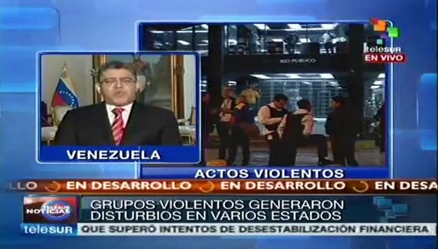 Enfrentaremos a fascistas con la Ley, como nos enseñó Chávez: Jaua