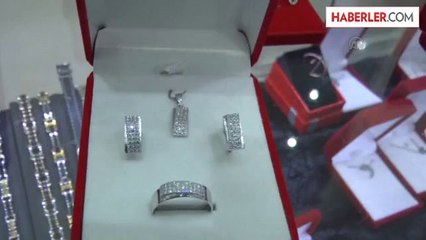 Gümüşçülerin "Sevgililer Günü "Mesaisi