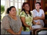 Três Irmãs 71 - Waldete avisa as empregadas que elas não vão ser mais despedidas