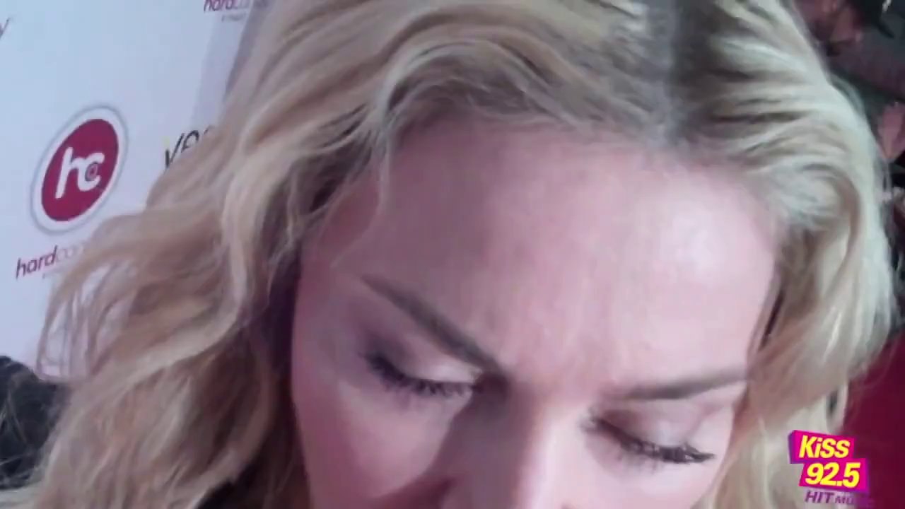 Madonna interview on red carpet by radio station