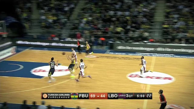 Block of the night: Andres Nocioni, Laboral Kutxa Vitoria