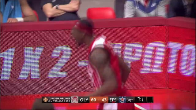 Dunk of the night: Brent Petway, Olympiacos Piraeus