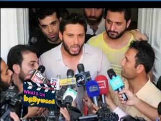 RISHI INSPIRED BY SHAHID AFRIDI !