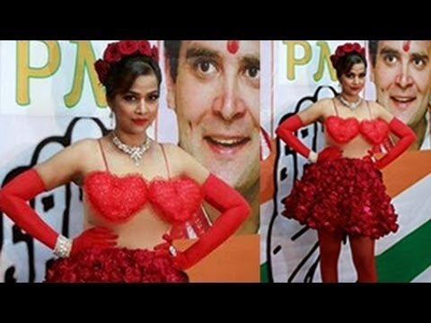 Tanisha Singh Wears Roses Bikini For Rahul Gandhi | Valentines Special