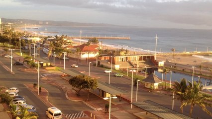 DURBAN BEACH SUNRISE