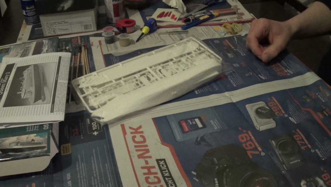 Modellbau: Queen Mary 2 Teil 2