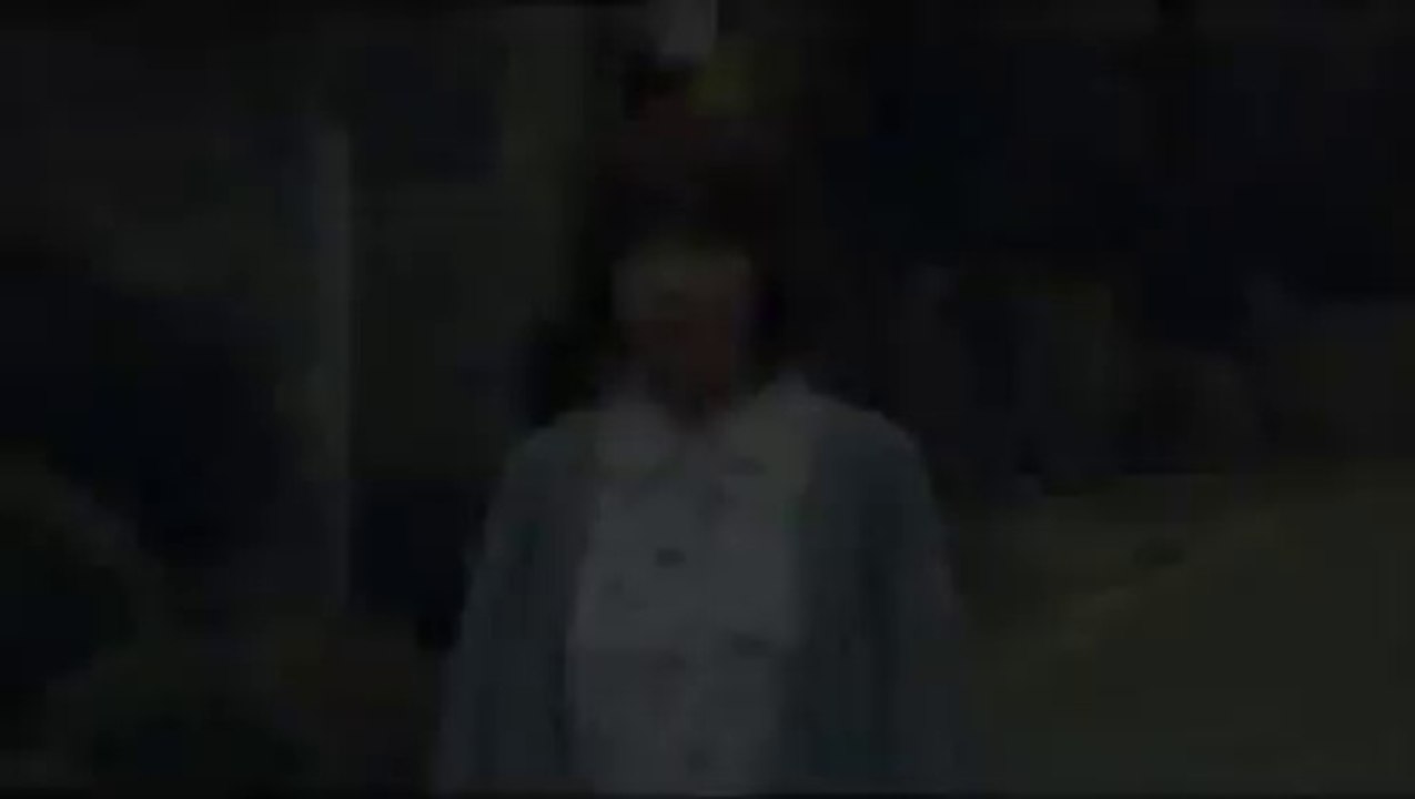 CRAZY LOVE Trailer_clip10