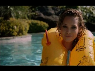 Air New Zealand: des mannequins en bikini pour la prévention dans les avions - 14/02